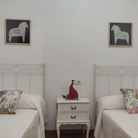 Byhouse Atico Calvo Sotelo A Sarria Zewnętrze zdjęcie