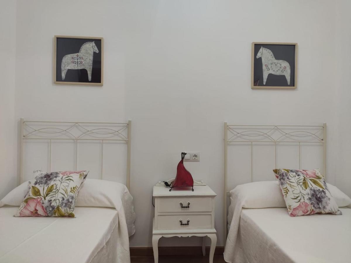 Byhouse Atico Calvo Sotelo A Sarria Zewnętrze zdjęcie